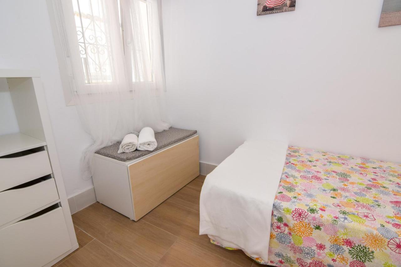 Apartamentos Atlantida Чипиона Екстериор снимка
